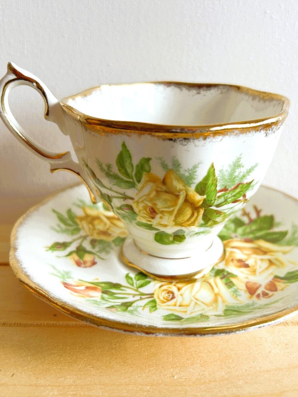 Royal Albert Tea Rose Vintage Teacup and Saucer Set